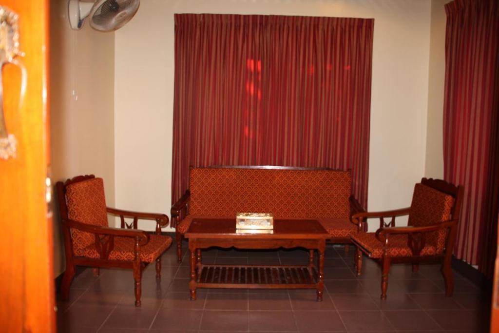 Hotel Chhne Chulsa Sihanoukville Zimmer foto